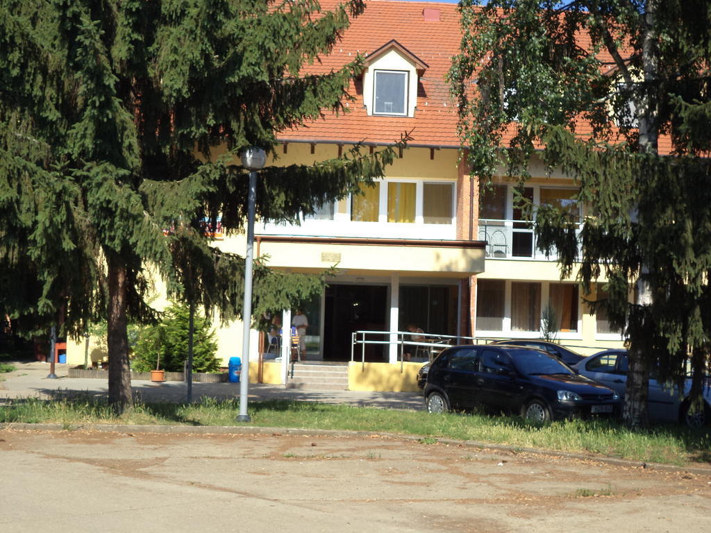 Berekfürdő Touring Hotel المظهر الخارجي الصورة