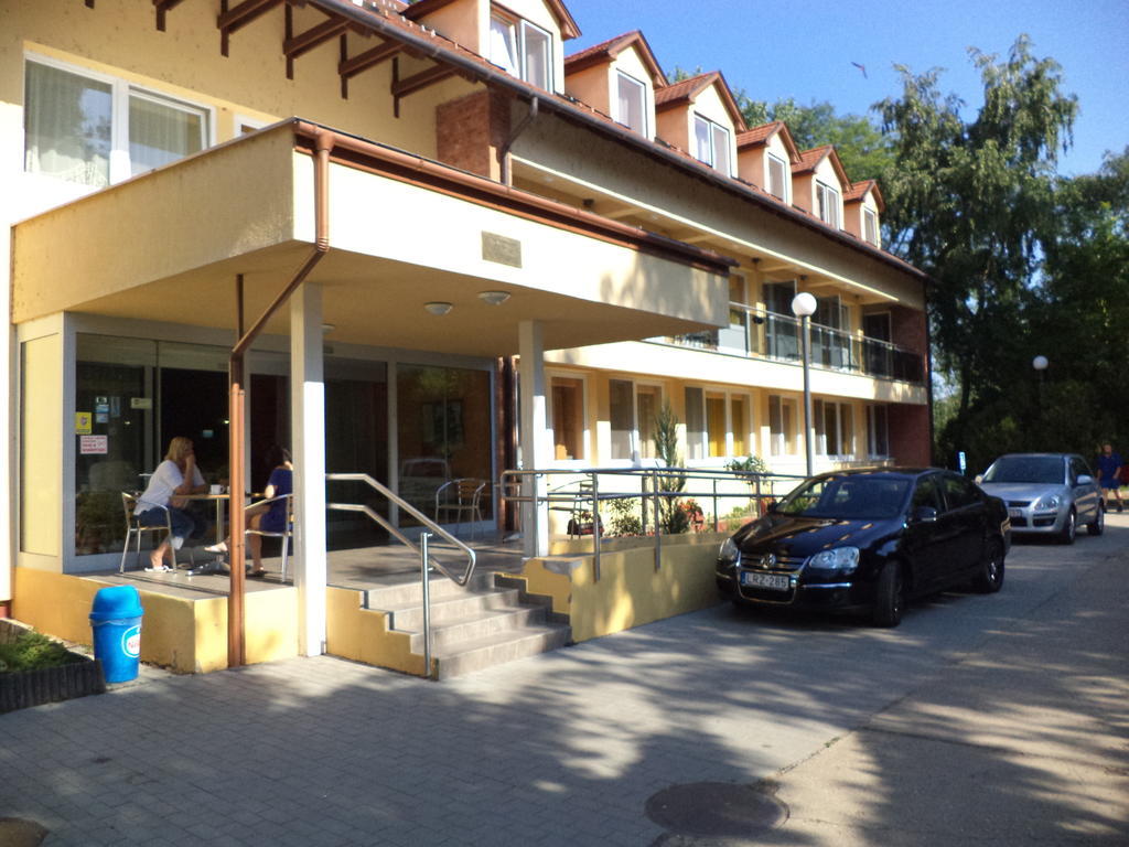 Berekfürdő Touring Hotel المظهر الخارجي الصورة